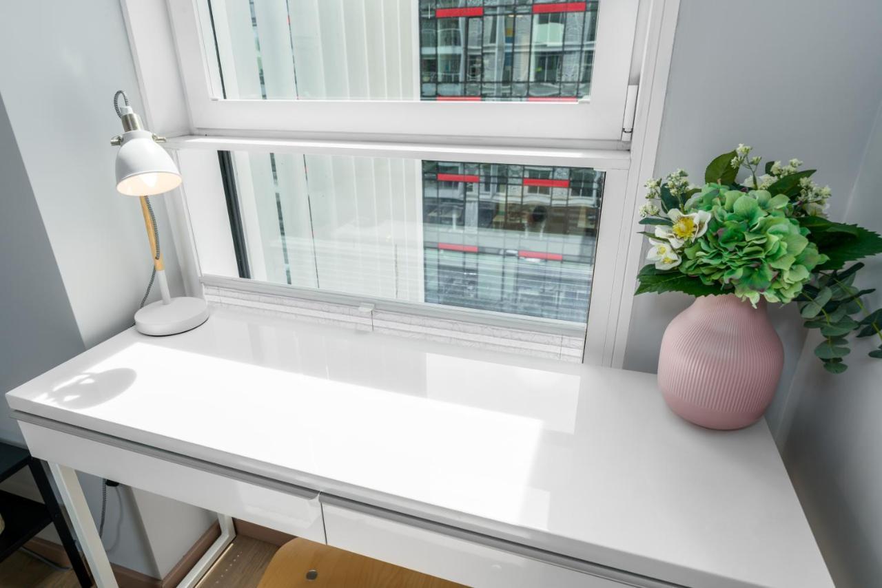Apartments Poznan Towarowa By Noclegi Renters Luaran gambar