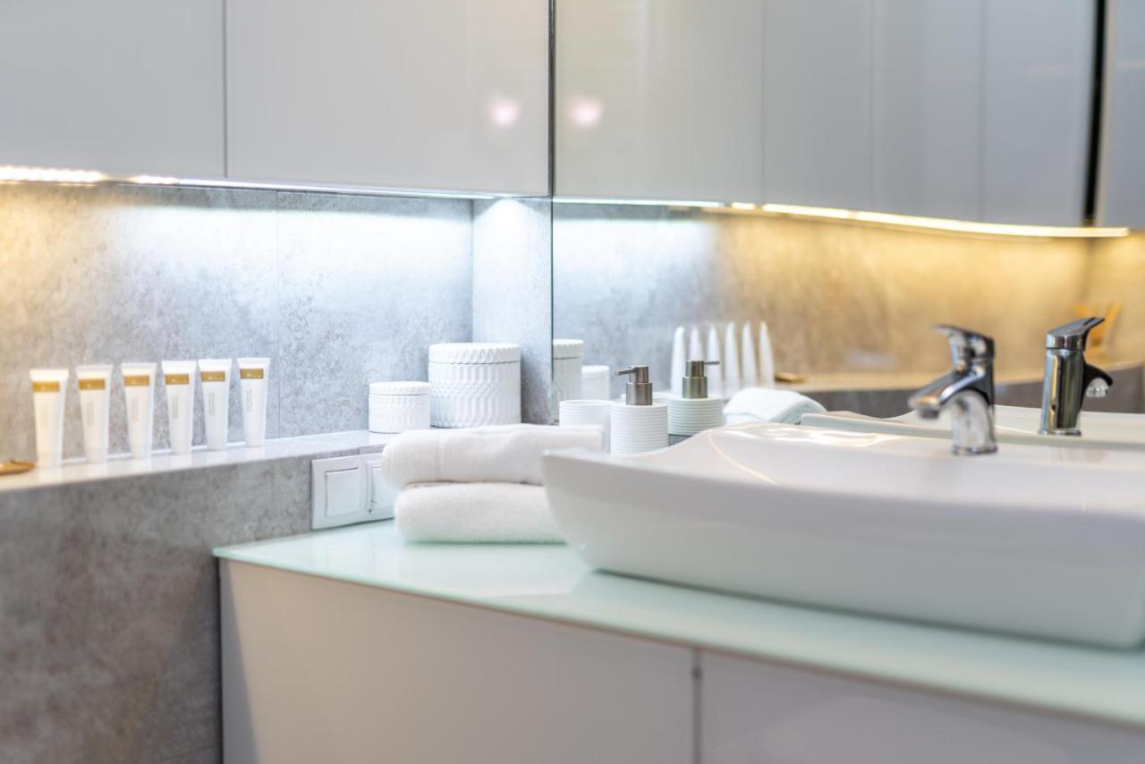 Apartments Poznan Towarowa By Noclegi Renters Luaran gambar