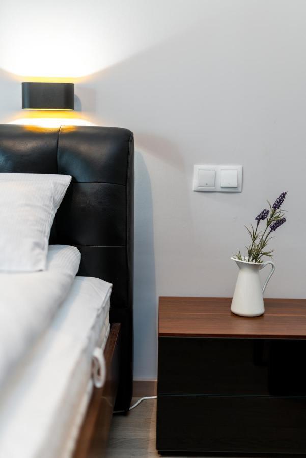 Apartments Poznan Towarowa By Noclegi Renters Luaran gambar