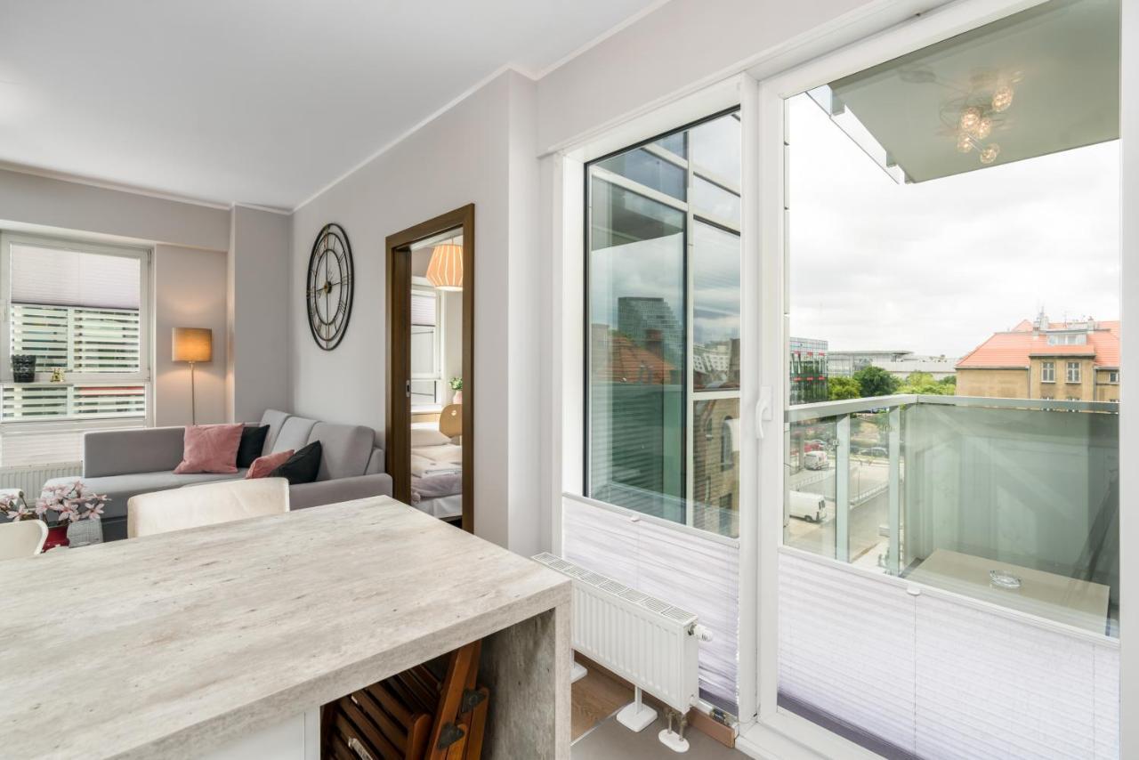 Apartments Poznan Towarowa By Noclegi Renters Luaran gambar